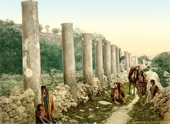 Römische Kolonnadenstraße in Samaria, ca. 1880-1900